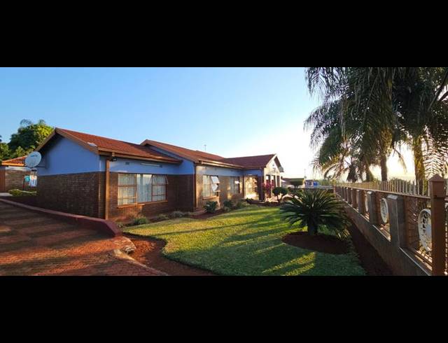 4 BEDROOM HOUSE FOR SALE IN SIBASA